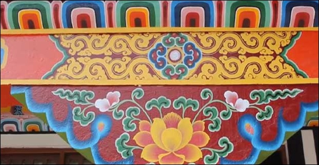 Intricate hand paintings on the walls of Ranka monastry of Gangtok
