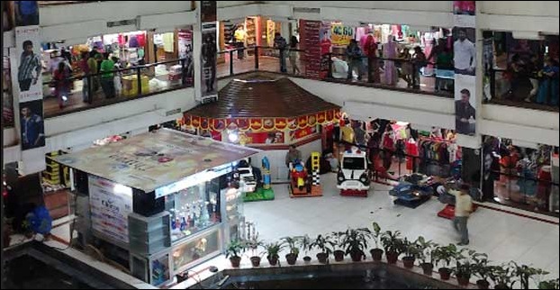 Shreeram Arcade is famous for quality goods at affordable price.