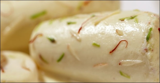 Maava Kulfi is infact a Rajasthani flavour of condensed milk ice-cream you can enjoy in Udaipur