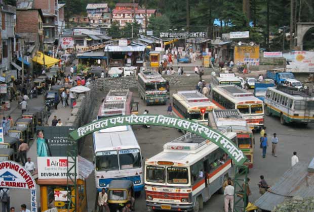 Manali Bus Stand near Mall Road