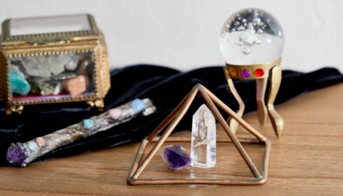 How to use crystals for psychic protection